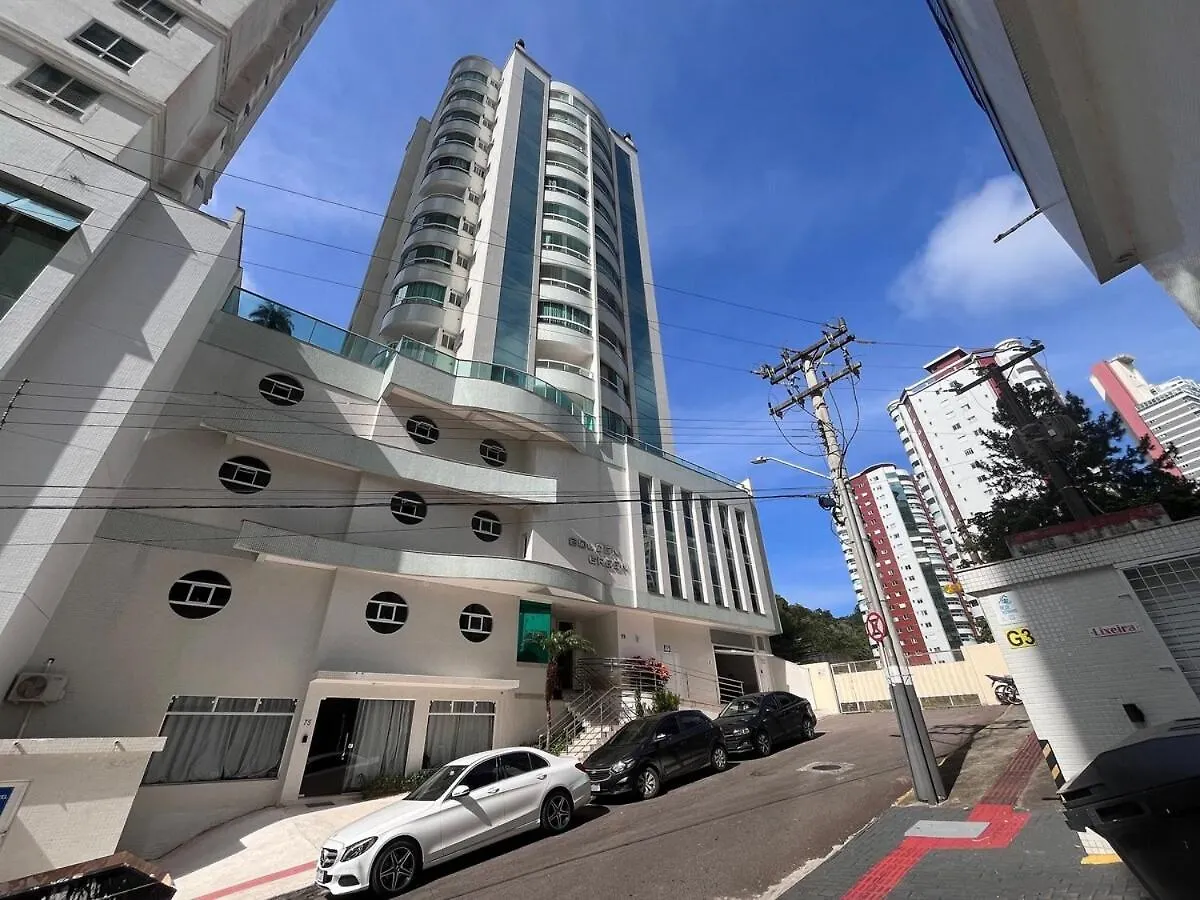 Apartment Curta!|186|Ape Aconchegante Vista Da Roda Gigante Balneario Camboriu Brazil