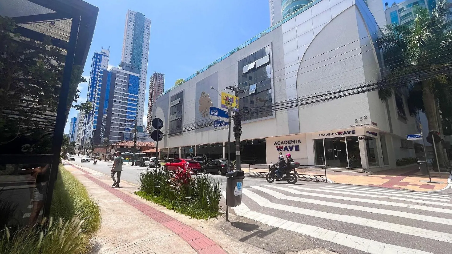 Curta!|186|Ape Aconchegante Vista Da Roda Gigante Balneário Camboriú